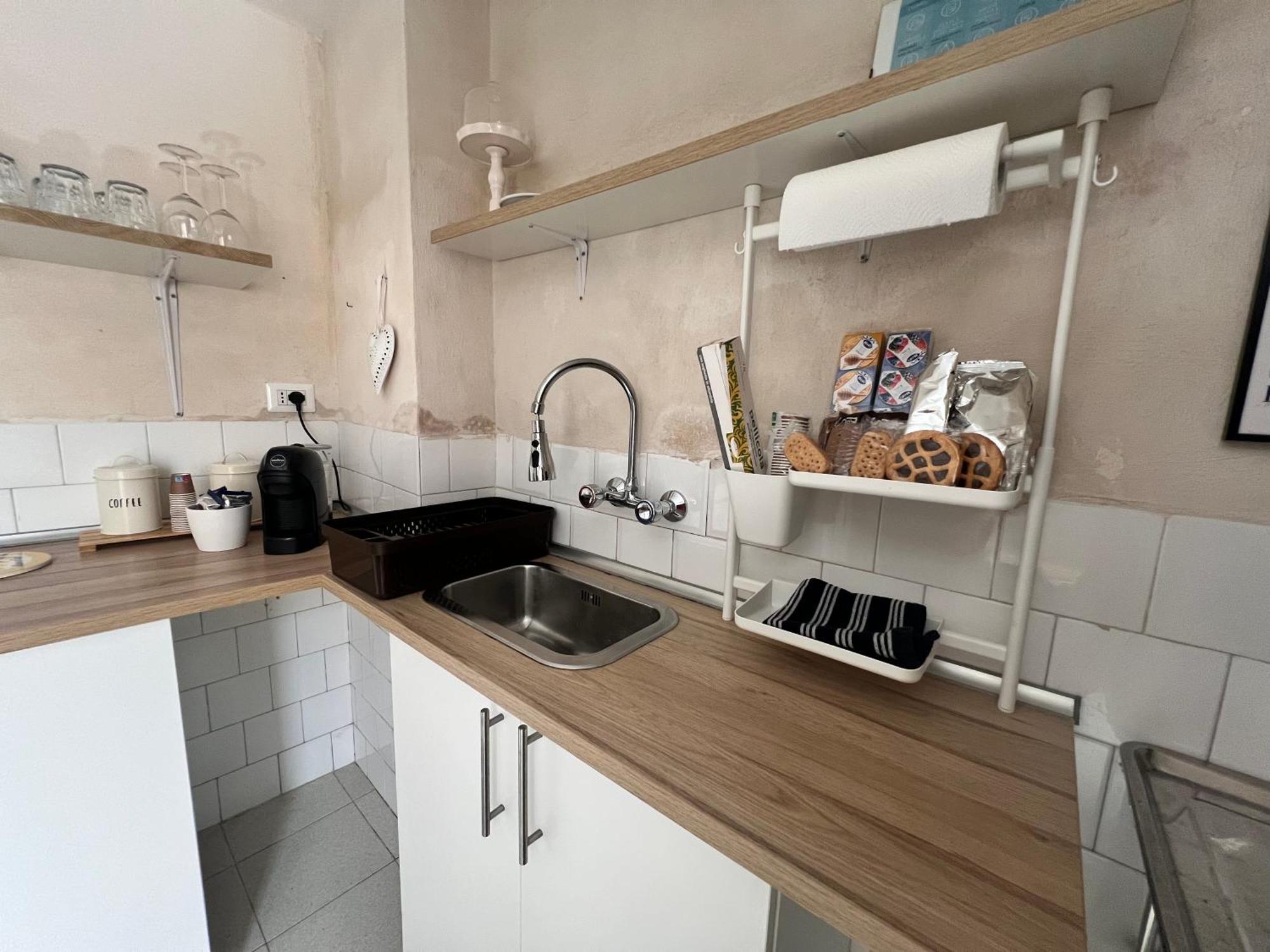 Handy Pergola Apartment